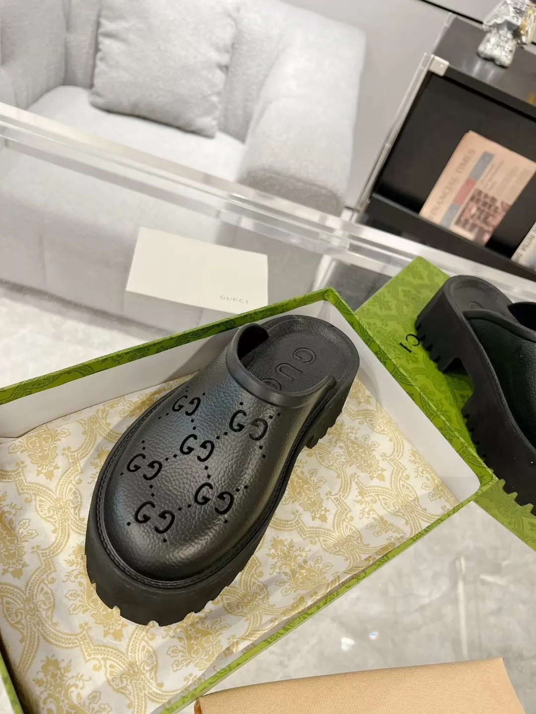 👟👟Ex-factory price 360👟👟 Women's Shoes Factory Women's Shoes Women's Clothing Women's Shoes Women's Clothes GUCCI Gucci 2023 Counter Early Spring Counter Highest Limited Counter New Gucci Punched Carved Crocs Celebrity Blogger Outfits Xiaohongshu Recommendation Original Mold Purchasing Version Original Punched Carved Water Table: 5.0CM Code Number: 35-45#